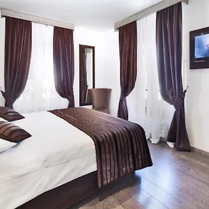 *** Otel Strasbourg İsviçre